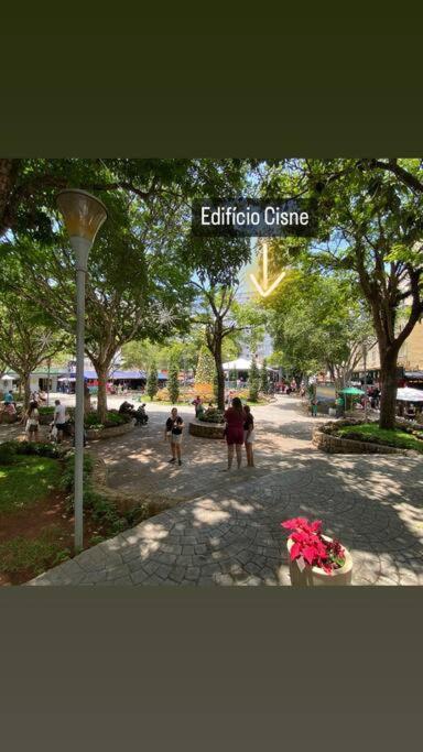 Apto Estudio Na Praca Apartamento Serra Negra (Sao Paulo)